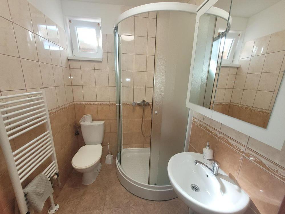 Alenka Hotel Štúrovo Екстериор снимка