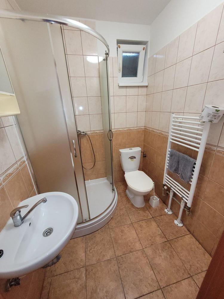 Alenka Hotel Štúrovo Екстериор снимка